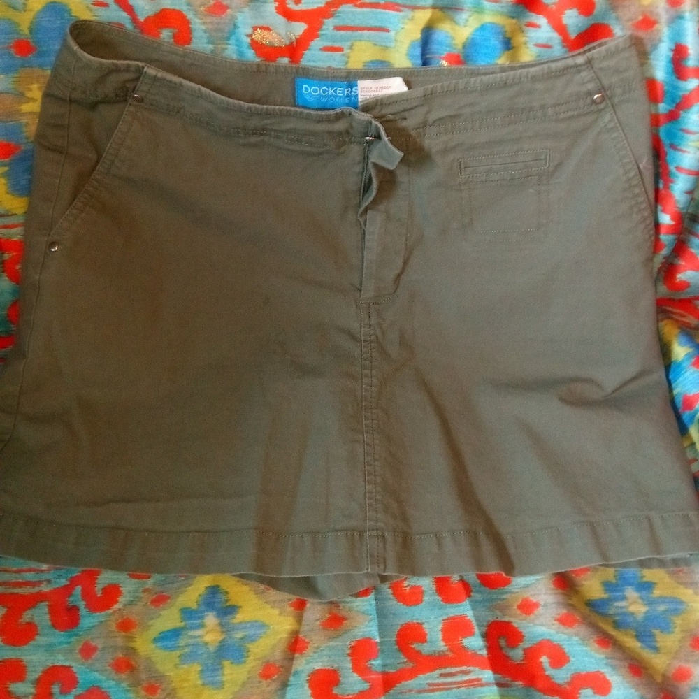 Dockers stretch skort - Picture 4 of 6